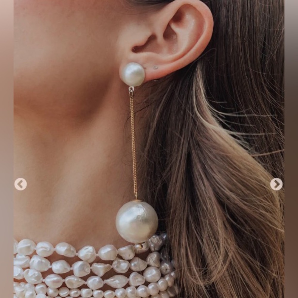 Untamed Petals Inez Pearl Drop earrings - NWT